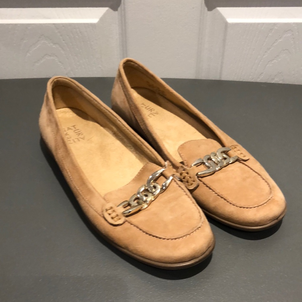 Naturalizer | RGUC Tan Leather Flats with Chain Accent Size 9